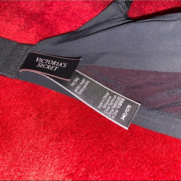 Victoria’s Secret Black Bra - Picture 3 of 3
